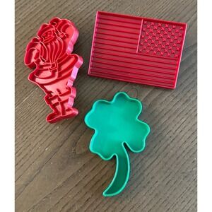 3 Tupperware Cookie Cutters Set Shamrock / Flag / Santa